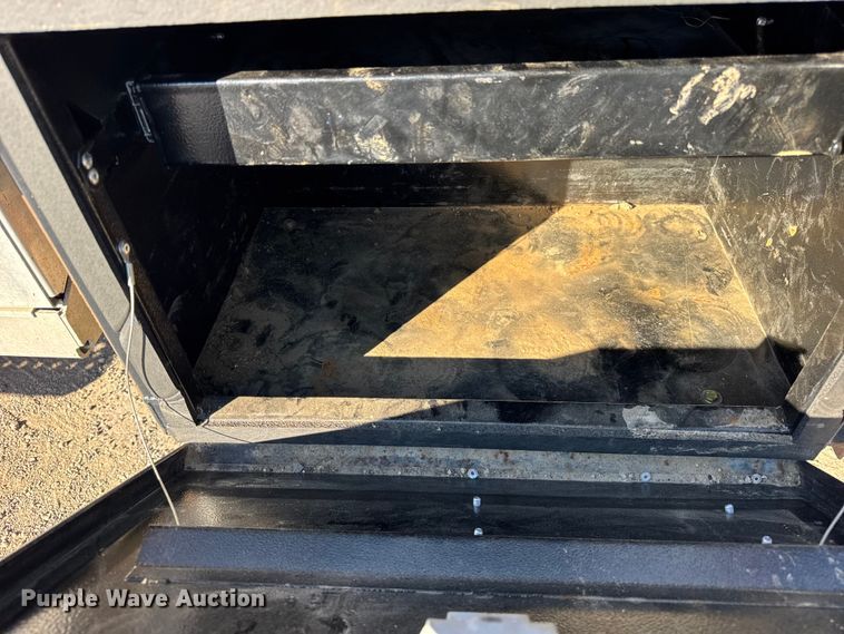 image for item EF2289 2001 Sterling Acterra M7500 flatbed truck