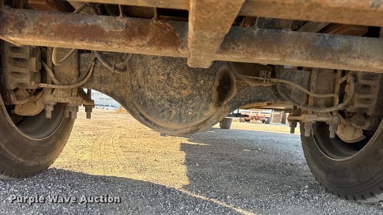 image for item EF2289 2001 Sterling Acterra M7500 flatbed truck