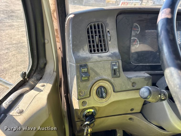 image for item EF2289 2001 Sterling Acterra M7500 flatbed truck