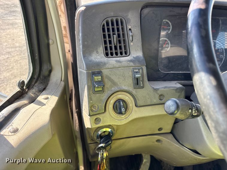 image for item EF2289 2001 Sterling Acterra M7500 flatbed truck