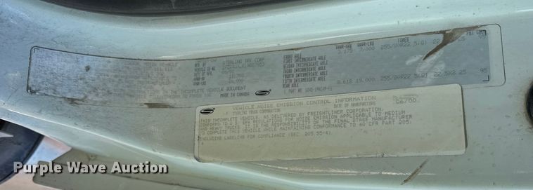 image for item EF2289 2001 Sterling Acterra M7500 flatbed truck