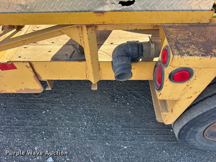 image for item EF2290 2008 Belshe BF11 equipment trailer