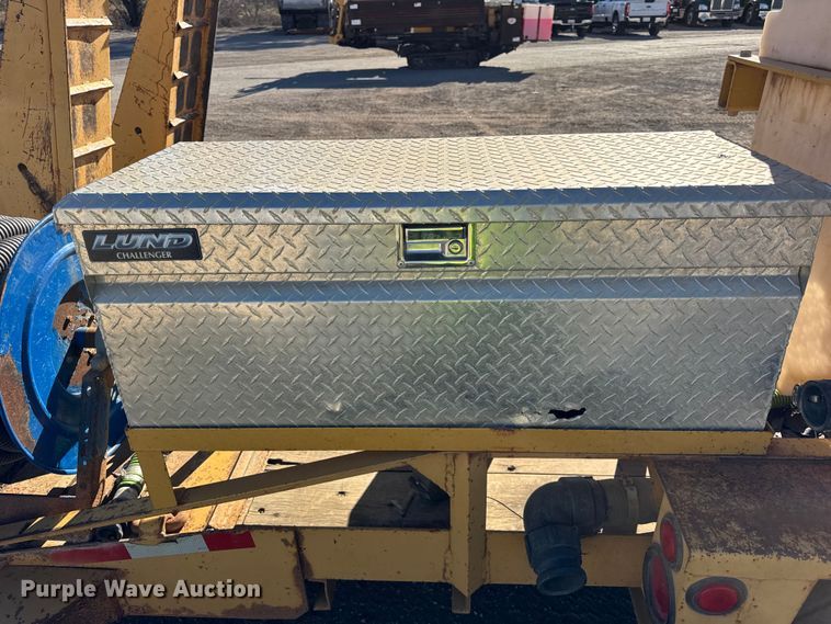 image for item EF2290 2008 Belshe BF11 equipment trailer