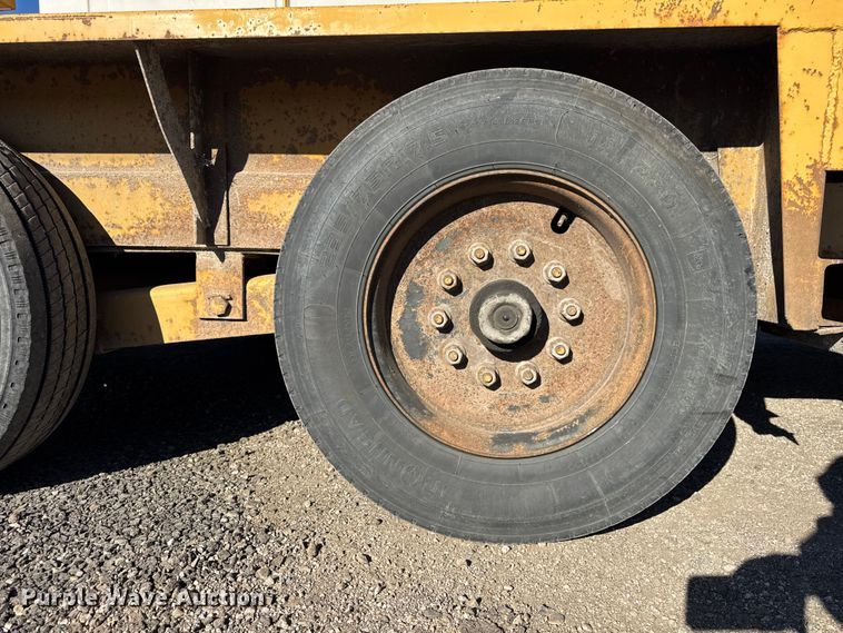 image for item EF2290 2008 Belshe BF11 equipment trailer