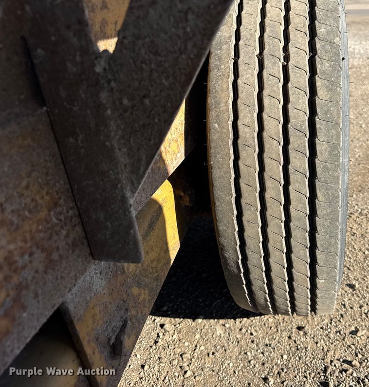 image for item EF2290 2008 Belshe BF11 equipment trailer