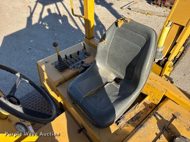 image for item EF2292 1991 Vermeer FLX75 cable plow