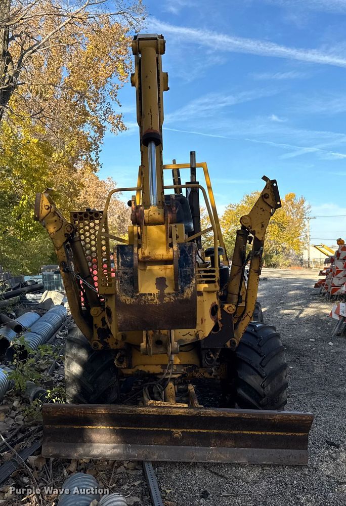 image for item EF2293 1996 Vermeer V5750 trencher