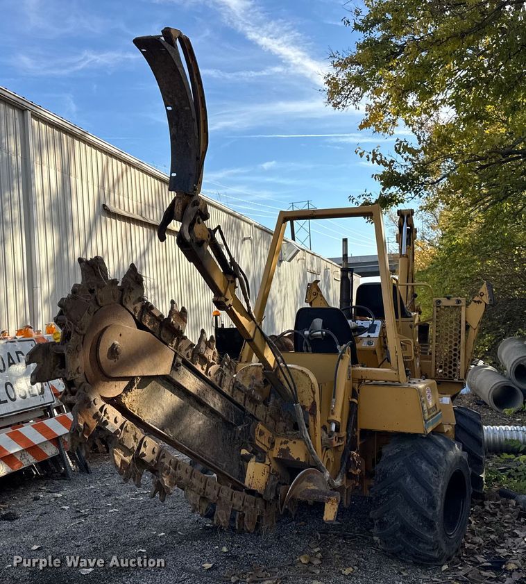 image for item EF2293 1996 Vermeer V5750 trencher