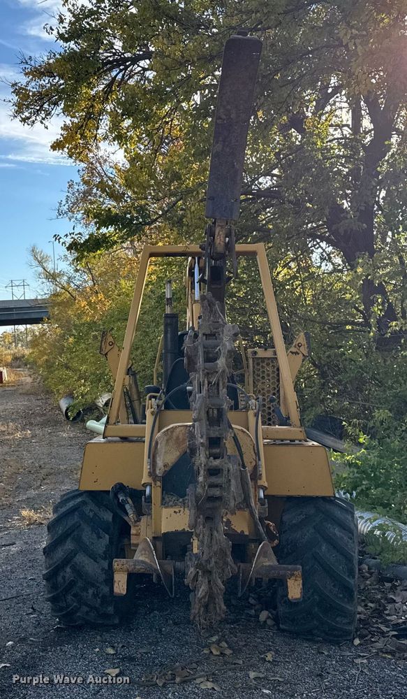 image for item EF2293 1996 Vermeer V5750 trencher
