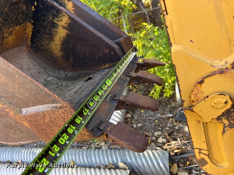 image for item EF2293 1996 Vermeer V5750 trencher