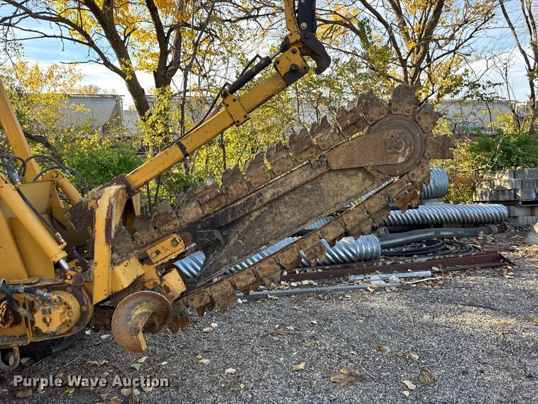 image for item EF2293 1996 Vermeer V5750 trencher