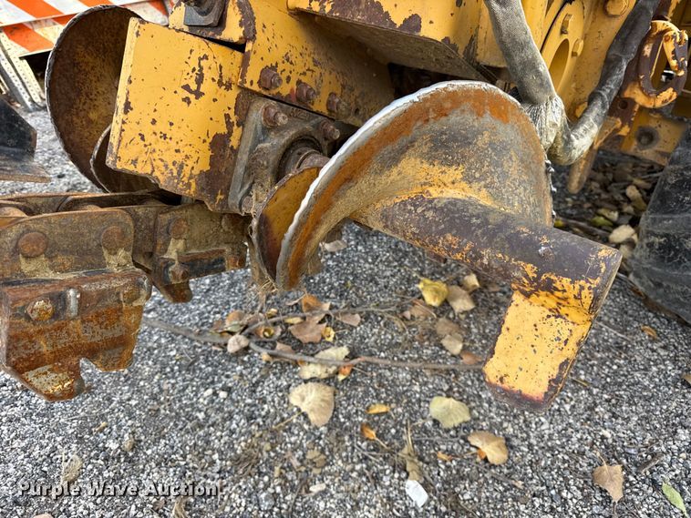image for item EF2293 1996 Vermeer V5750 trencher