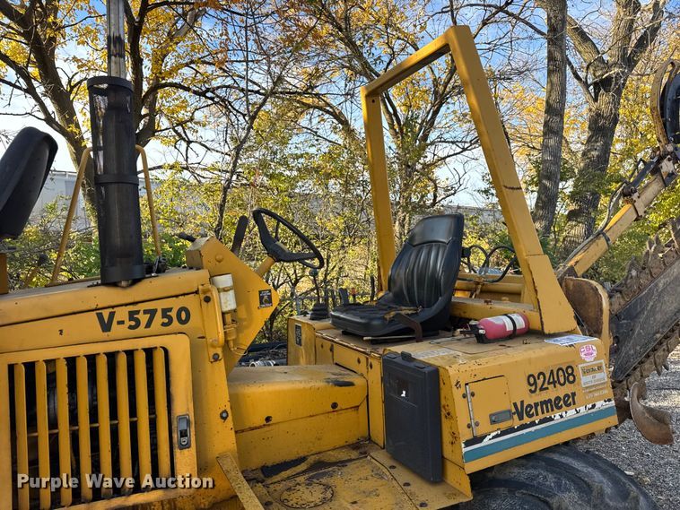 image for item EF2293 1996 Vermeer V5750 trencher