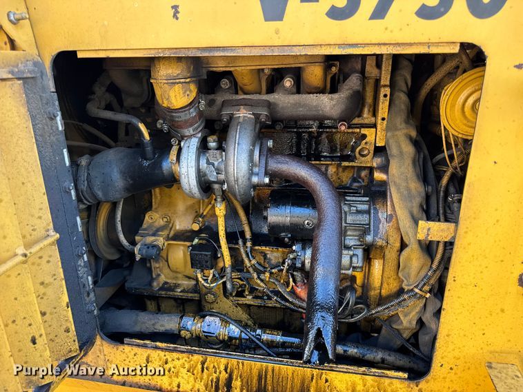 image for item EF2293 1996 Vermeer V5750 trencher