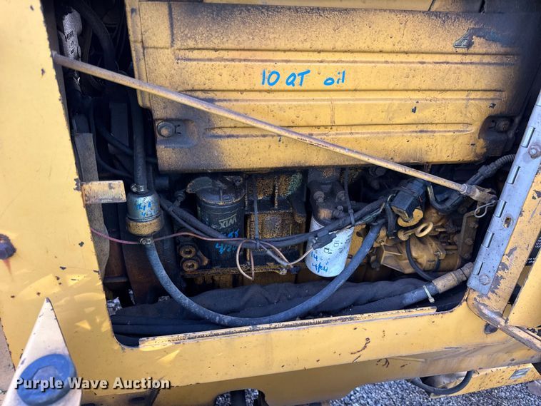 image for item EF2293 1996 Vermeer V5750 trencher