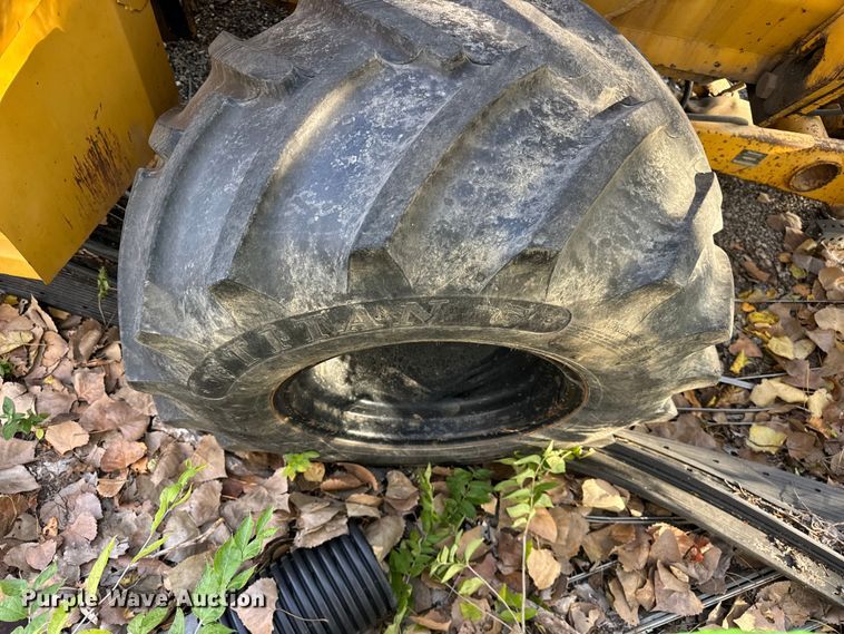 image for item EF2293 1996 Vermeer V5750 trencher