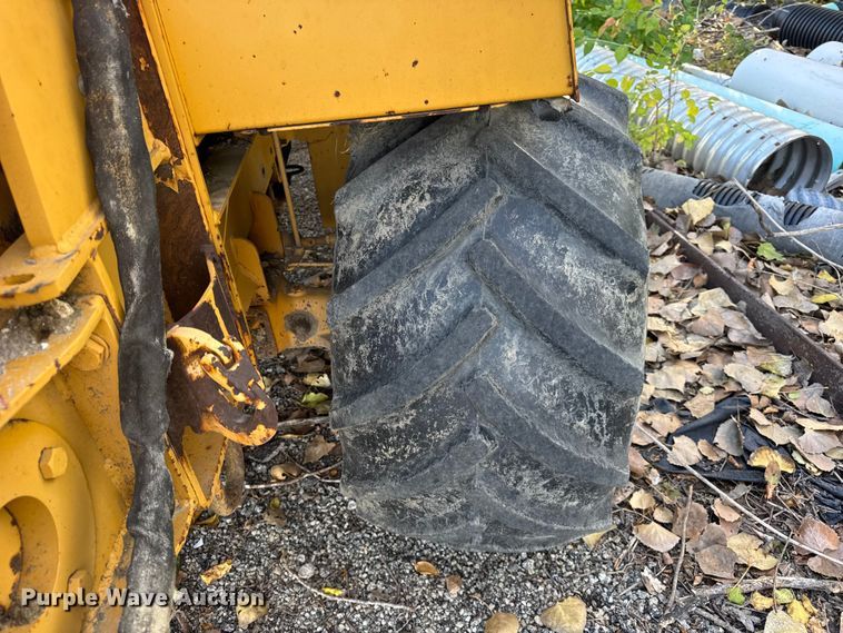 image for item EF2293 1996 Vermeer V5750 trencher