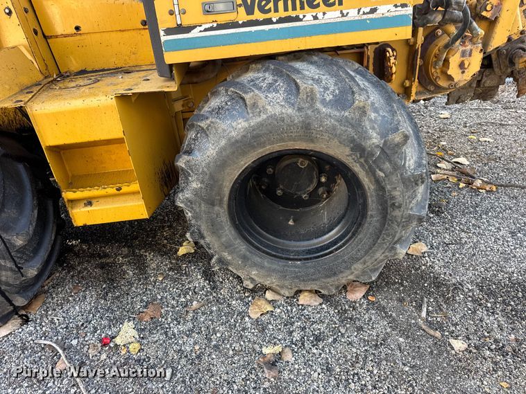 image for item EF2293 1996 Vermeer V5750 trencher