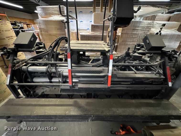 image for item EF2294 Caterpillar 10-20B asphalt screed