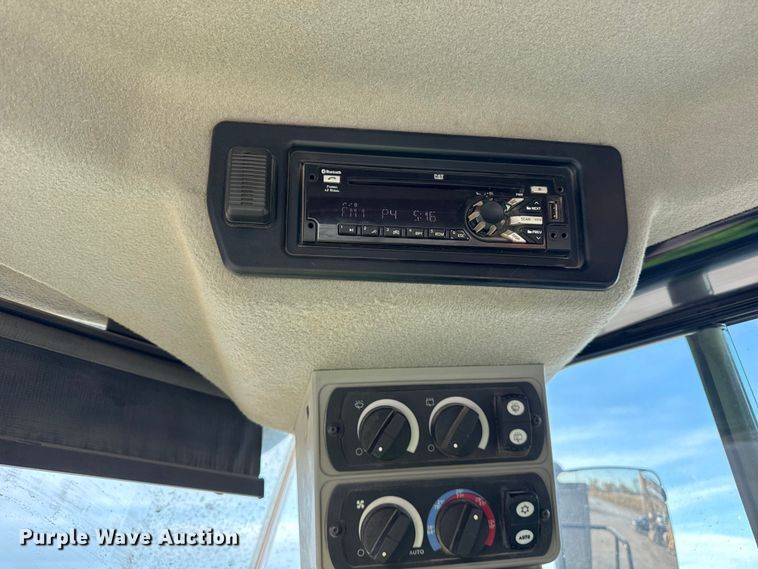 image for item EF2295 2017 Caterpillar 966MXE wheel loader