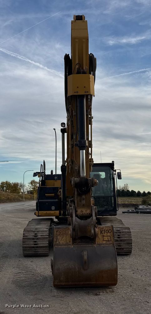 EXCAVADORA 2014 CATERPILLAR 329EL