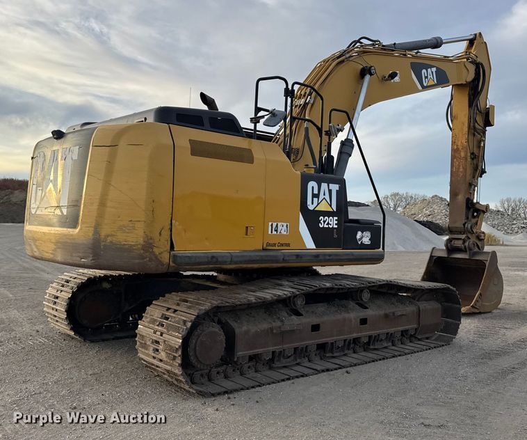 EXCAVADORA 2014 CATERPILLAR 329EL