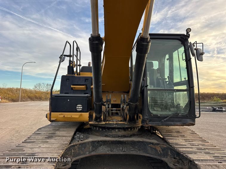 image for item EF2296 2014 Caterpillar 329EL excavator