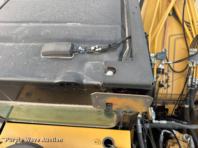 image for item EF2296 2014 Caterpillar 329EL excavator