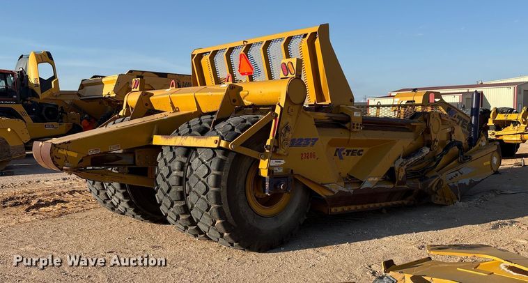 image for item EF6081 2015 K-Tec 1233 scraper