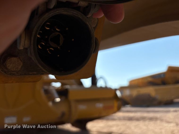 image for item EF6081 2015 K-Tec 1233 scraper