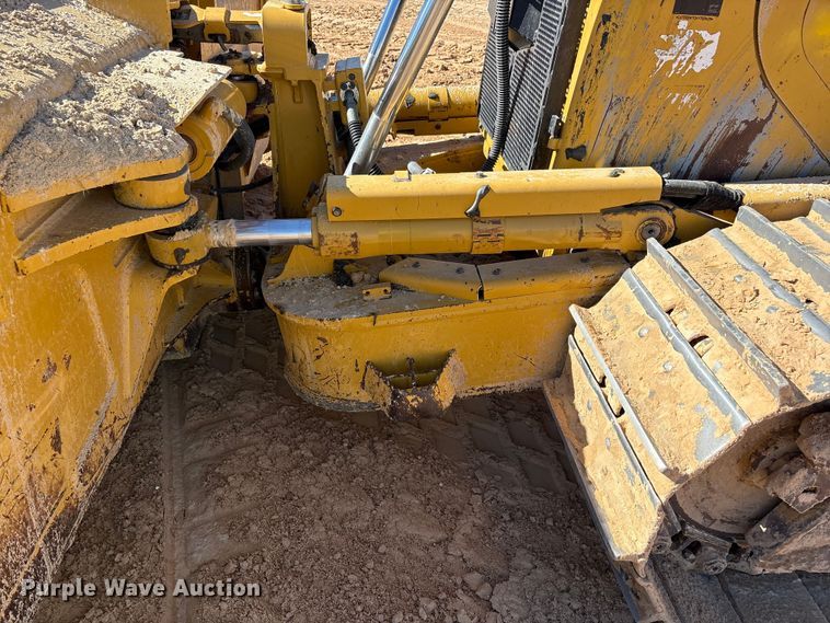image for item EF6136 2019 Caterpillar D6T XL dozer