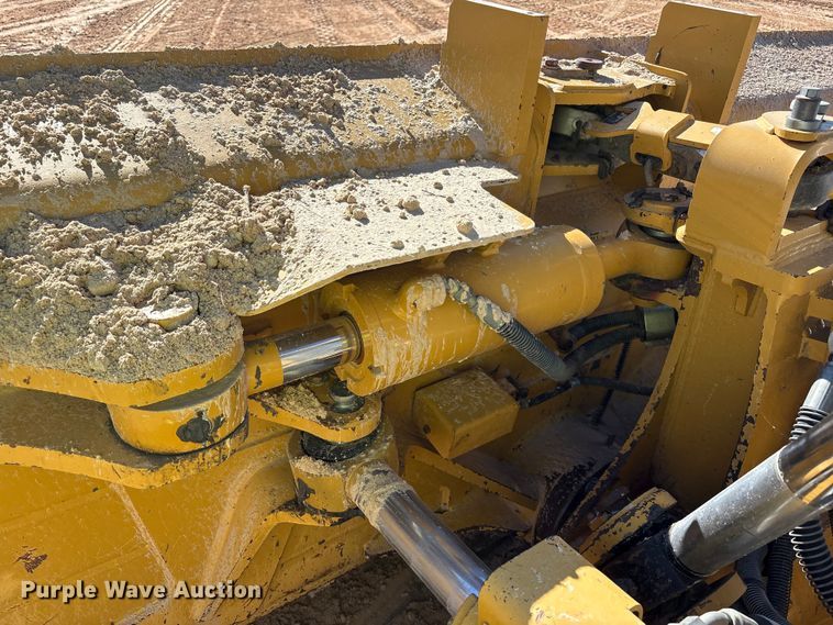 image for item EF6136 2019 Caterpillar D6T XL dozer