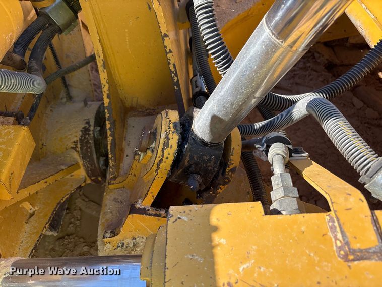 image for item EF6136 2019 Caterpillar D6T XL dozer