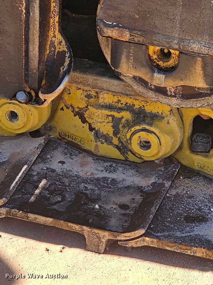 image for item EF6136 2019 Caterpillar D6T XL dozer