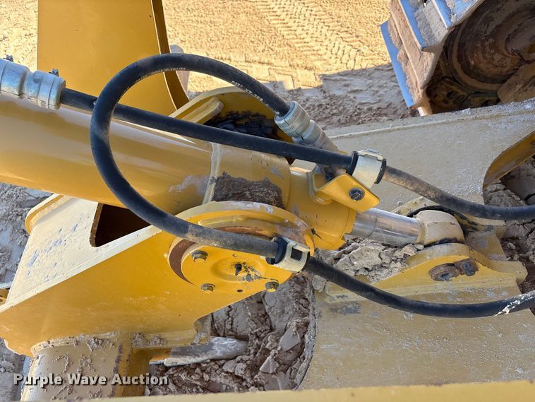 image for item EF6136 2019 Caterpillar D6T XL dozer