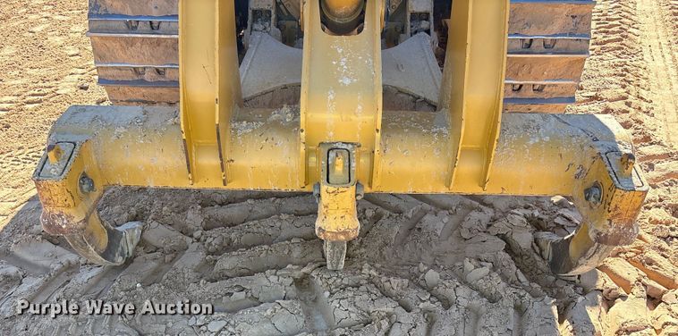 image for item EF6136 2019 Caterpillar D6T XL dozer