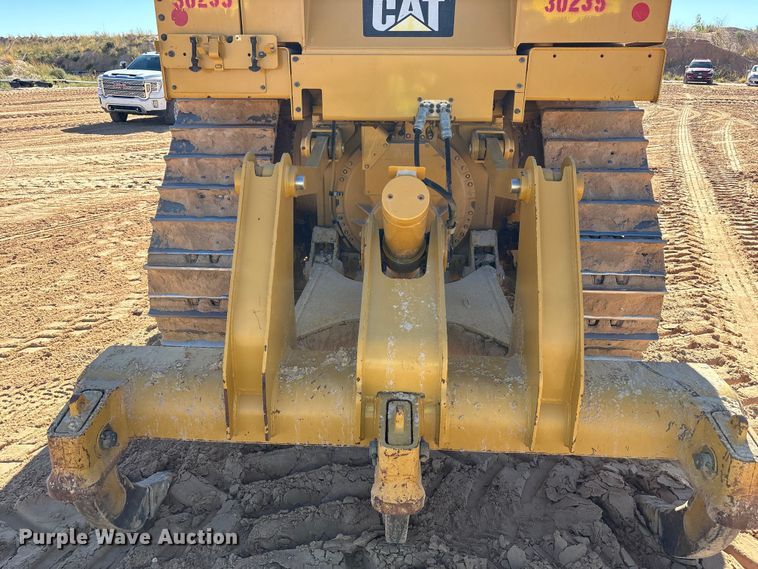 image for item EF6136 2019 Caterpillar D6T XL dozer
