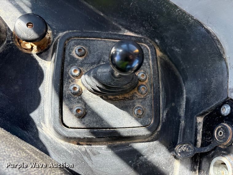 image for item EF6136 2019 Caterpillar D6T XL dozer