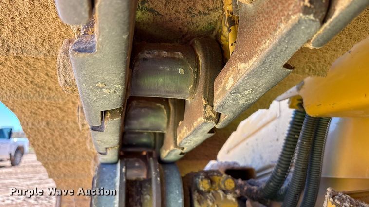 image for item EF6136 2019 Caterpillar D6T XL dozer