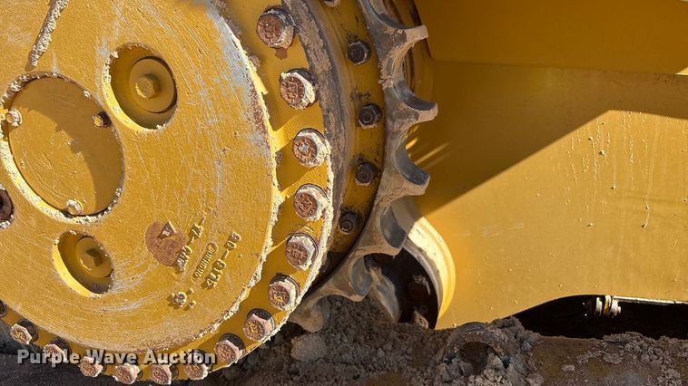 image for item EF6136 2019 Caterpillar D6T XL dozer