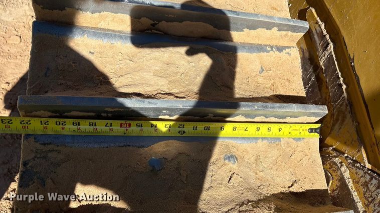 image for item EF6136 2019 Caterpillar D6T XL dozer