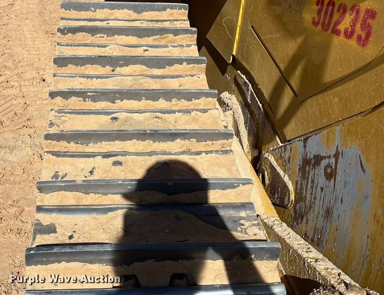 image for item EF6136 2019 Caterpillar D6T XL dozer