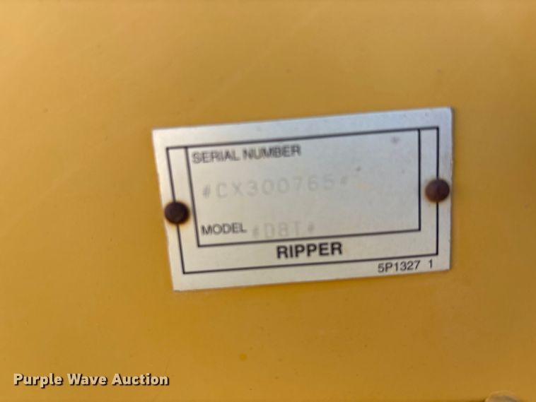 image for item EF6137 2017 Caterpillar D8T dozer