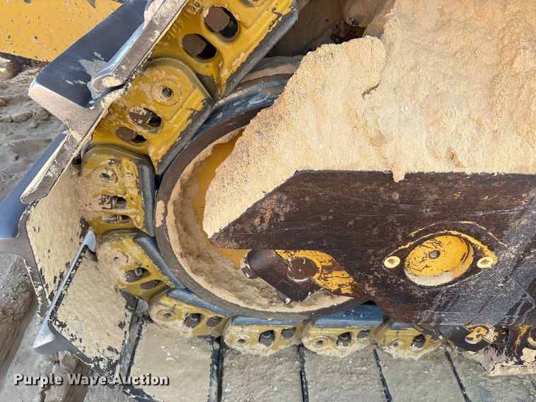 image for item EF6137 2017 Caterpillar D8T dozer