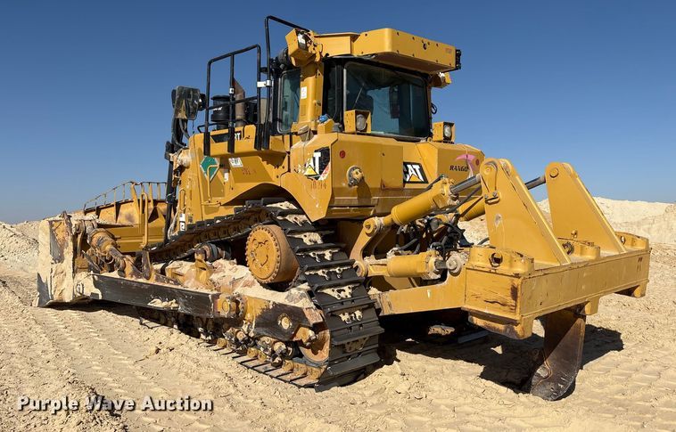image for item EF6139 2017 Caterpillar D8T dozer