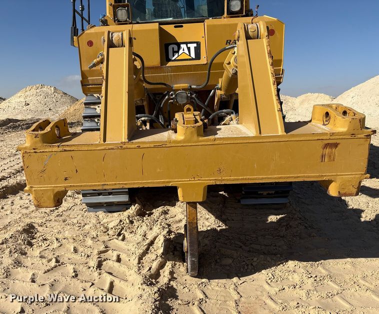 image for item EF6139 2017 Caterpillar D8T dozer