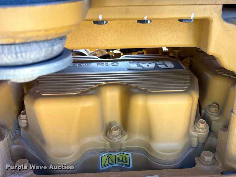 image for item EF6139 2017 Caterpillar D8T dozer