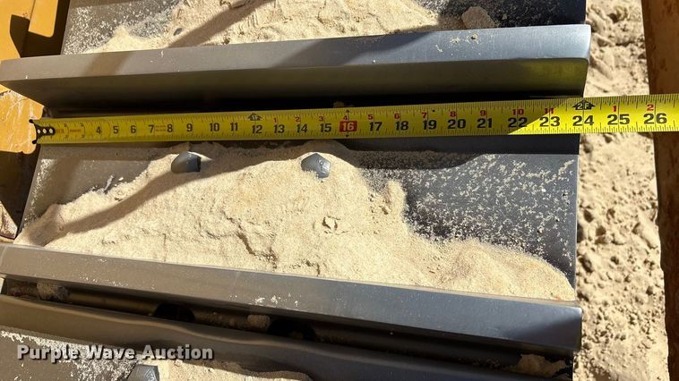 image for item EF6139 2017 Caterpillar D8T dozer