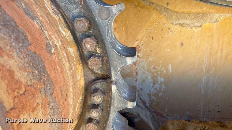 image for item EF6139 2017 Caterpillar D8T dozer