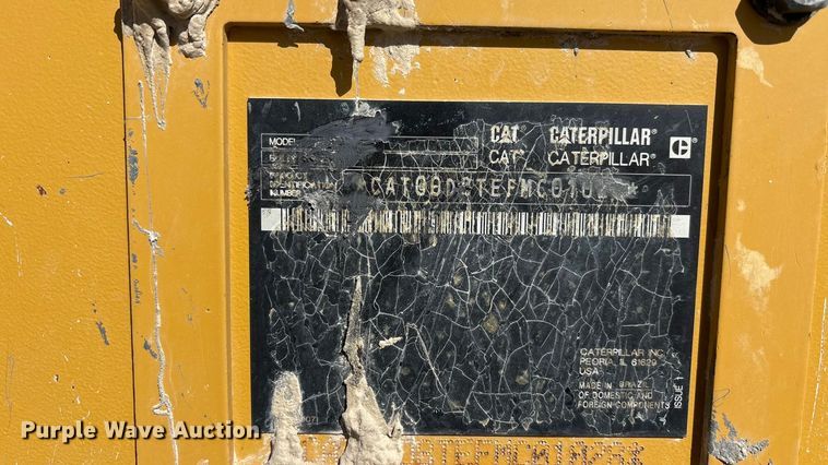 image for item EF6139 2017 Caterpillar D8T dozer